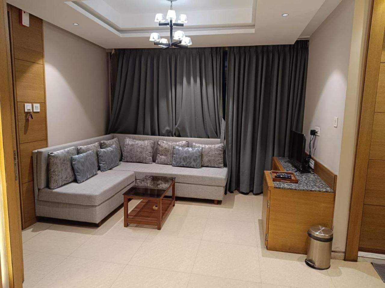 Hotel Mayfair Tower Calcutta Extérieur photo