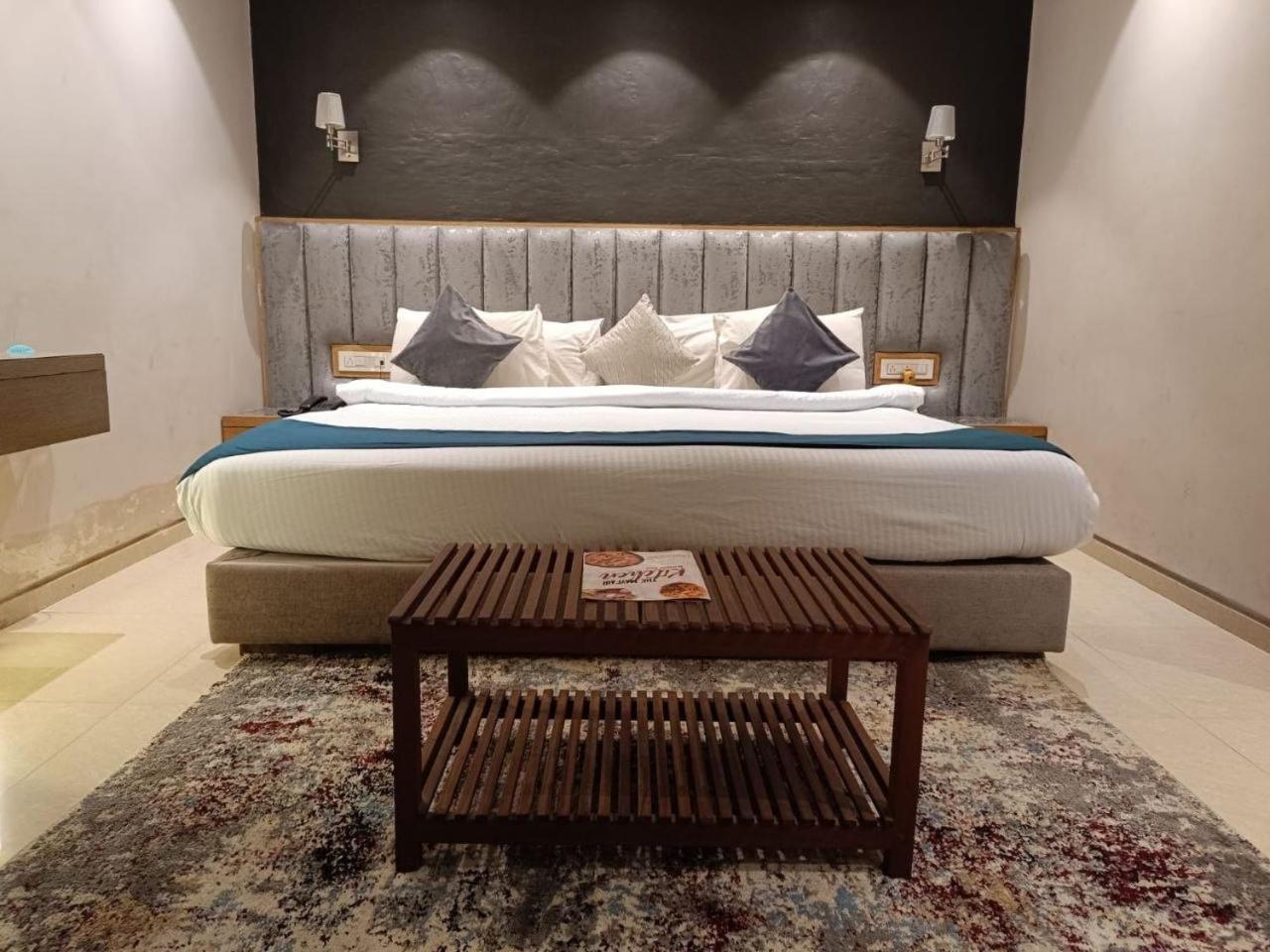 Hotel Mayfair Tower Calcutta Extérieur photo