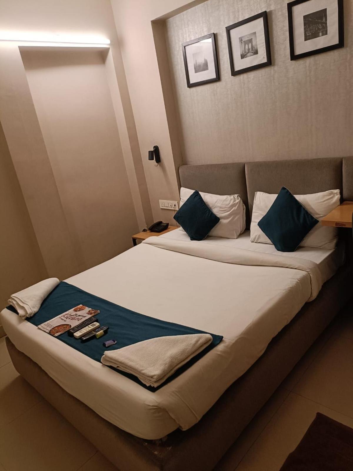 Hotel Mayfair Tower Calcutta Extérieur photo